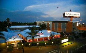 The Aviator Hotel Or Tambo