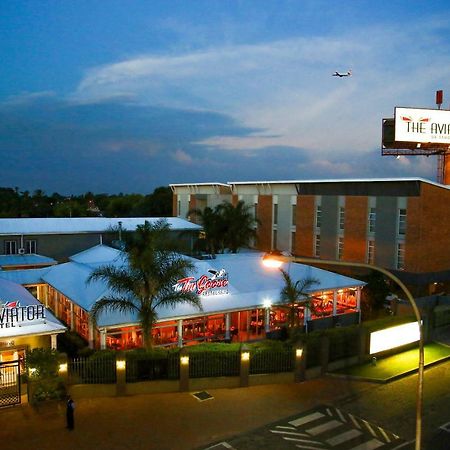 The Aviator Hotel Or Tambo Kempton Park Exterior photo